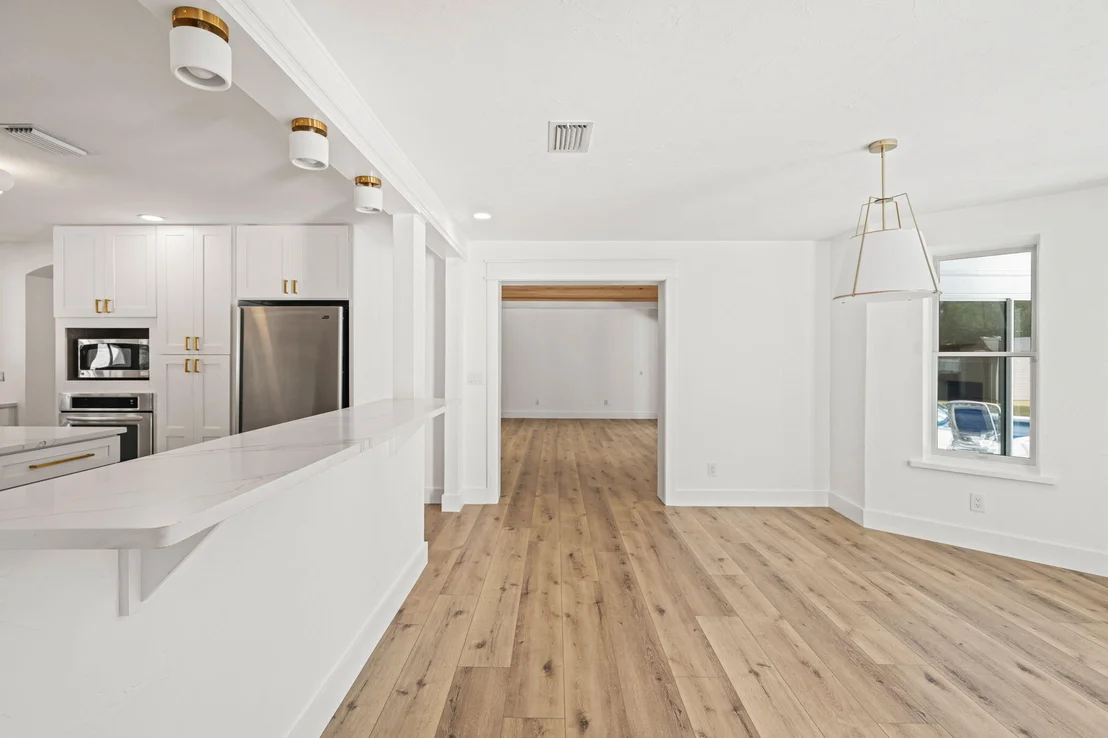 Photo of 497 Walton Way