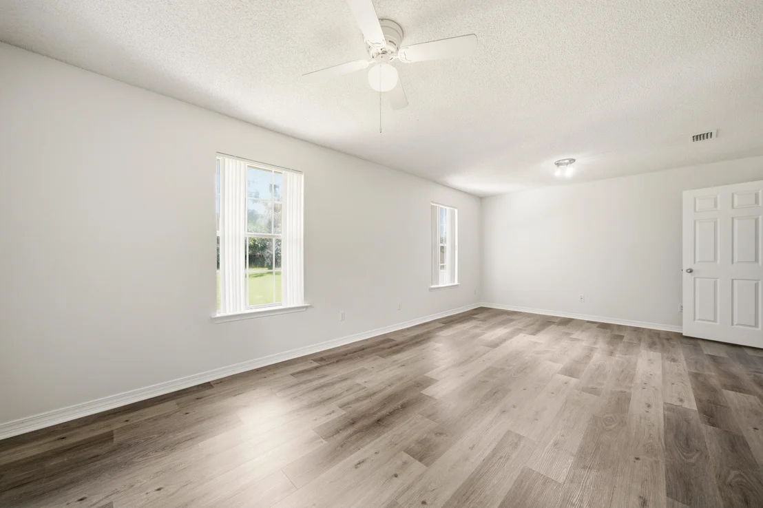 Photo of 2016 Candlewood Drive