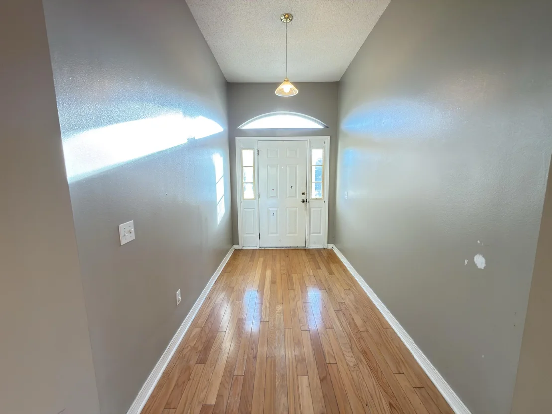 Photo of 1214 Northview Drive