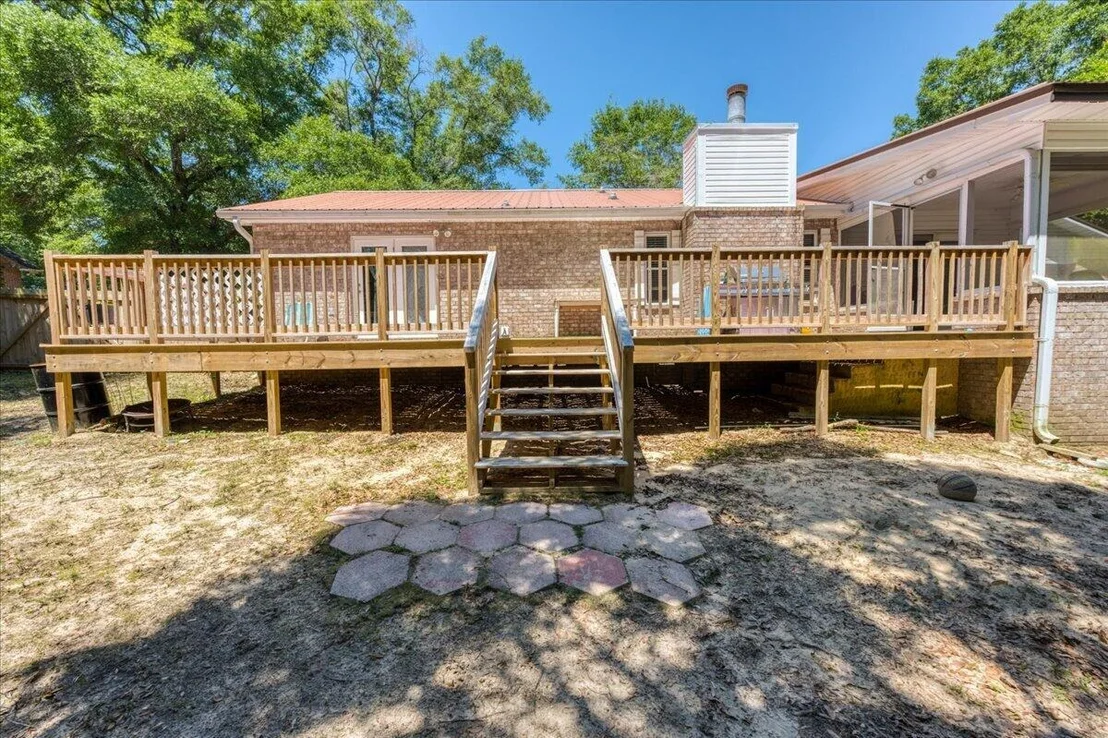 Photo of 210 Shell Drive