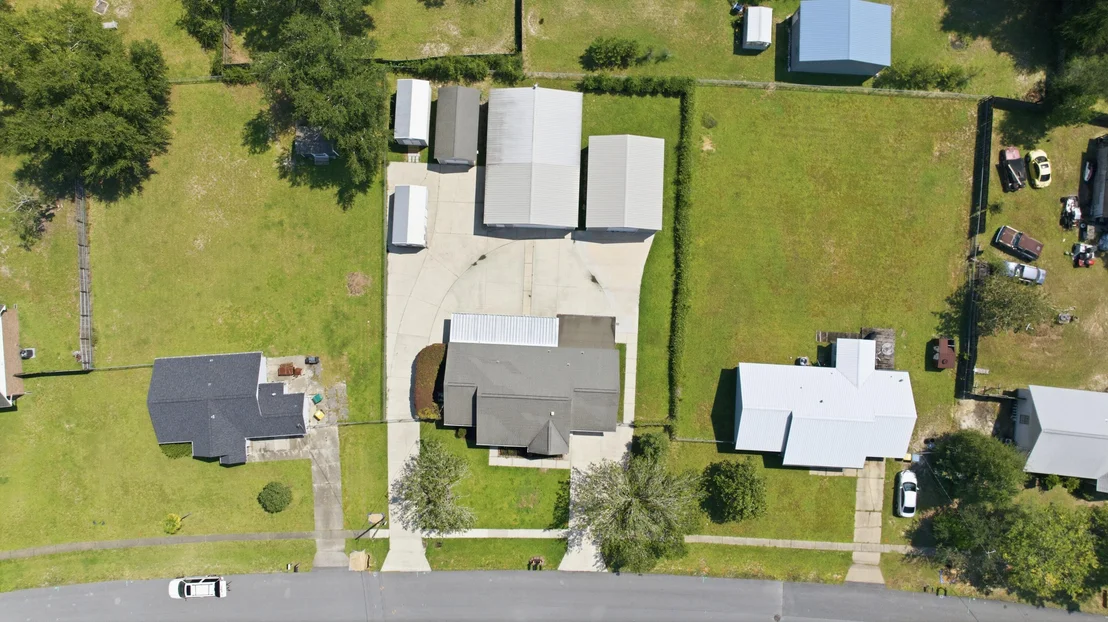 Photo of 220 W Walker Circle