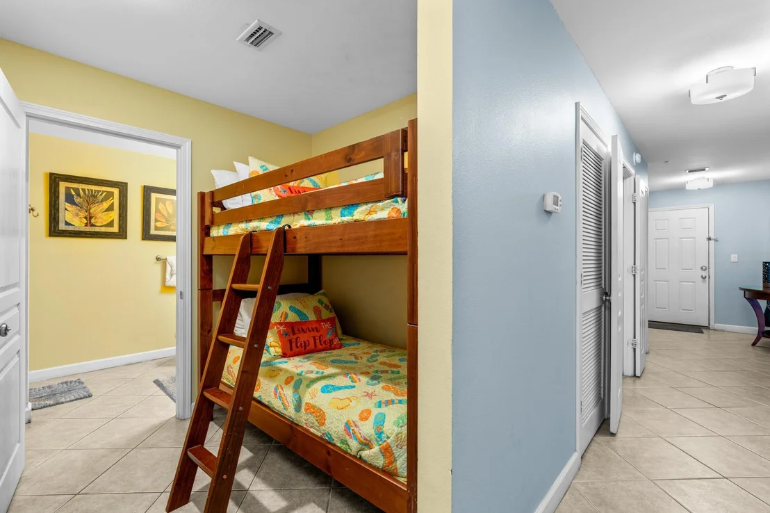 Photo of Unit UNIT302 at 548 Sandy Cay Drive