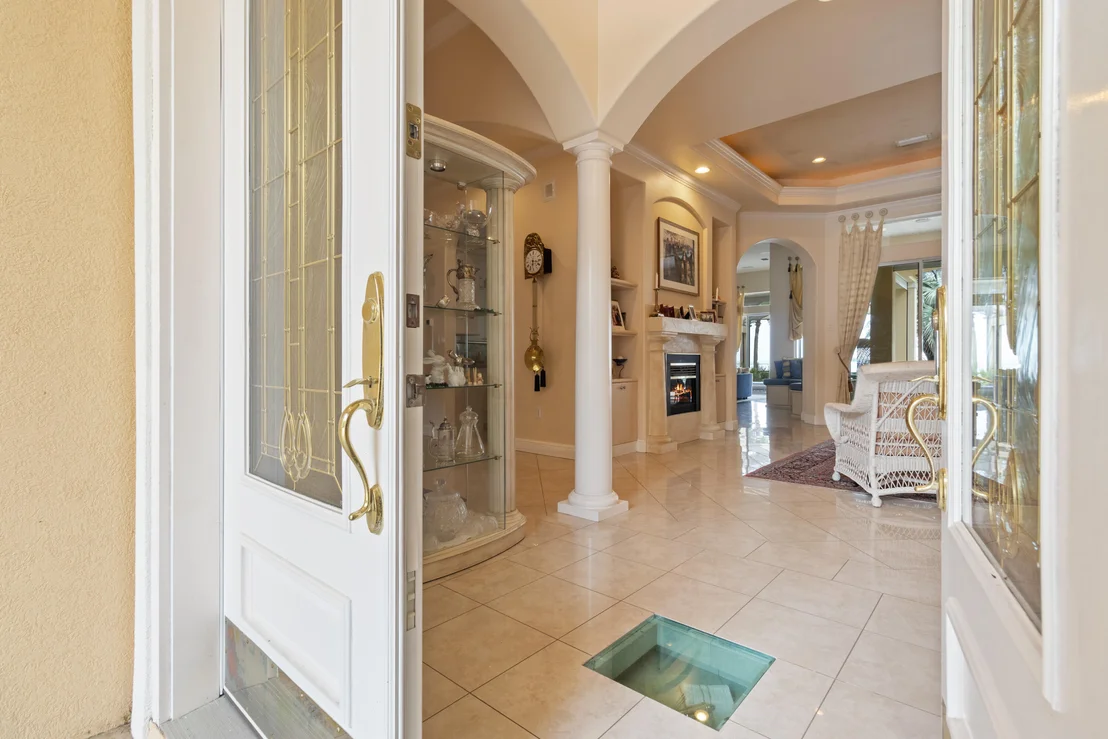 Photo of 923 Lido Circle