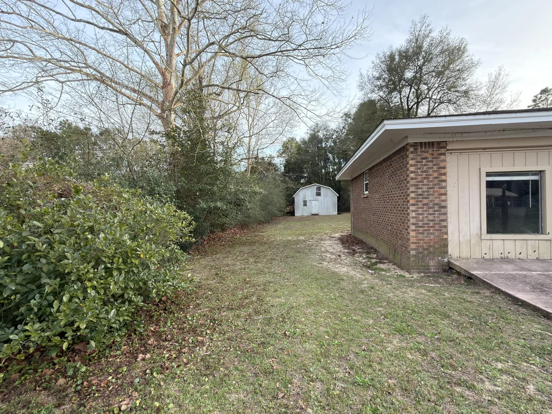 Photo of 208 Forrest Parkway