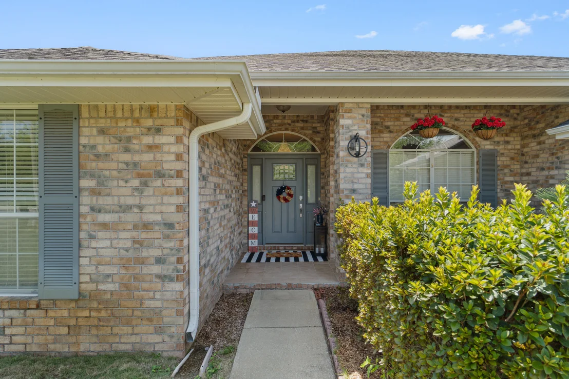 Photo of 2035 Alfred Boulevard