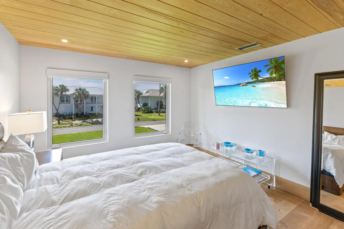 Photo of 611 Lagoon Drive