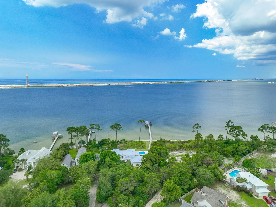 Photo of 458 Parish Boulevard