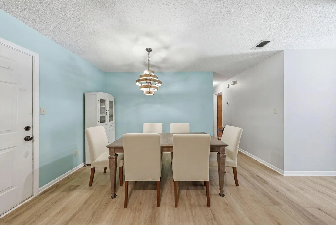 Photo of 532 Springtime Avenue
