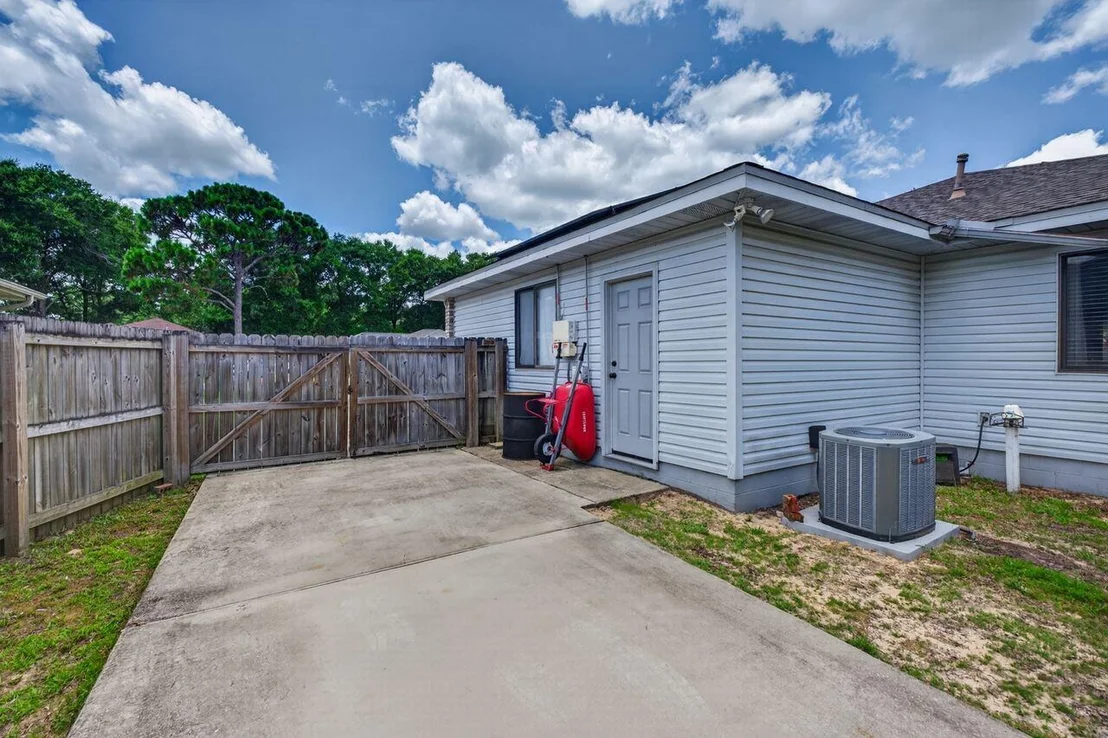 Photo of 117 Poplar Place