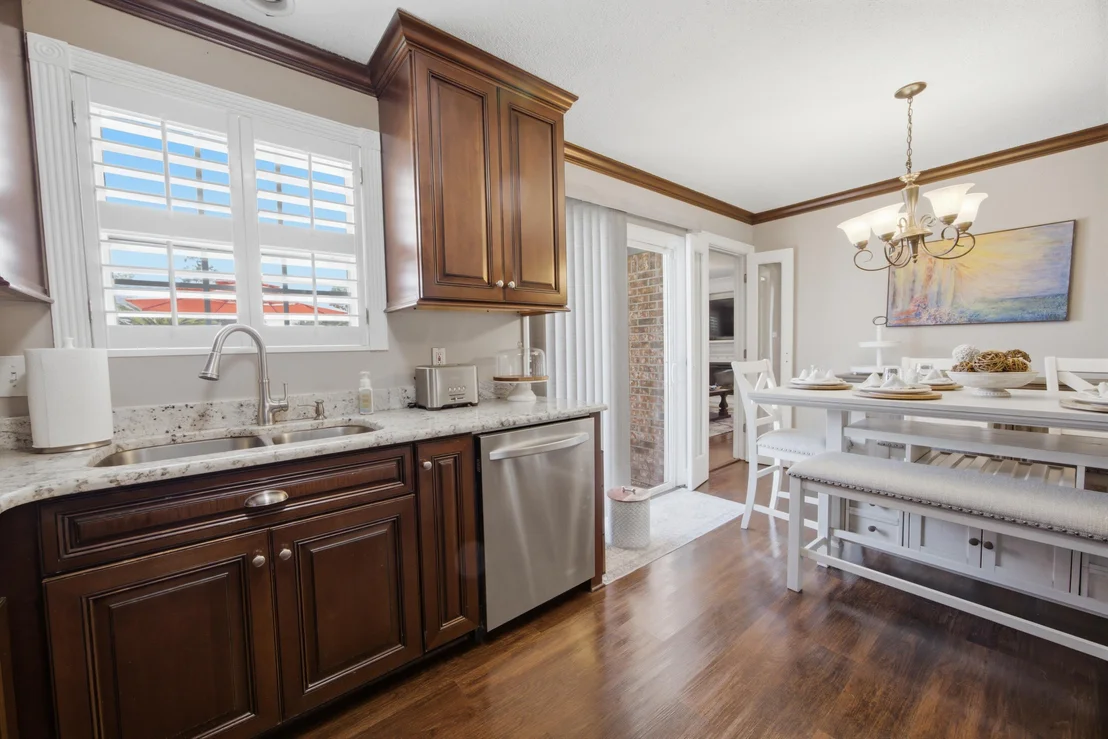 Photo of 325 Echo Circle
