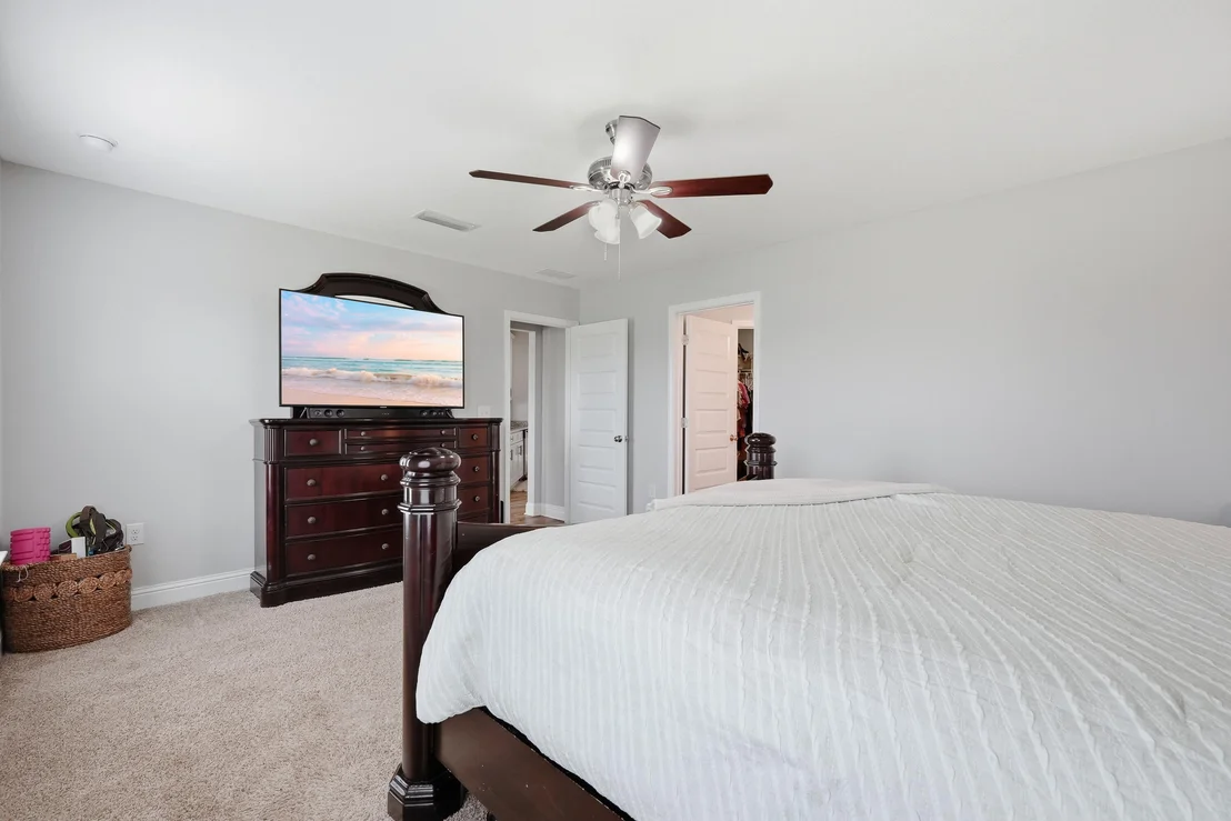 Photo of 5302 Moore Loop