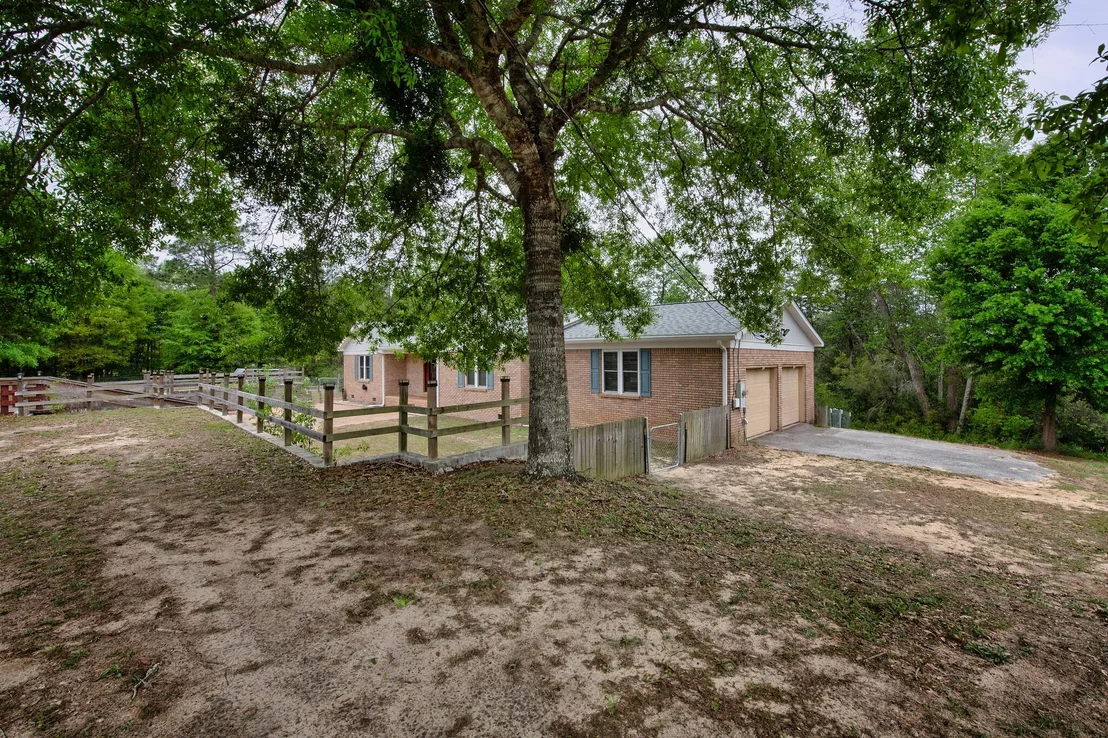Photo of 3571 Schifko Road