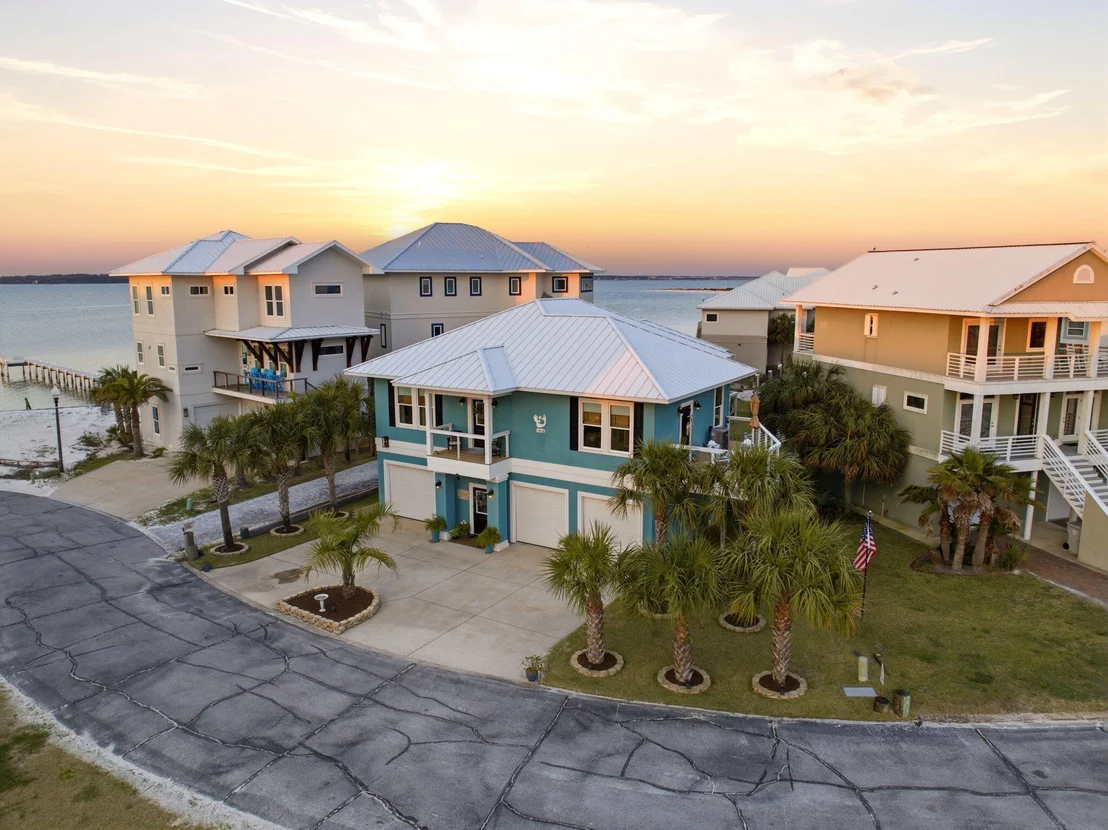 Photo of 1468 Bermuda Drive
