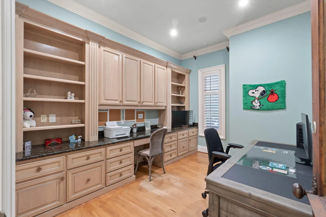 Photo of 4350 Stonebridge Road