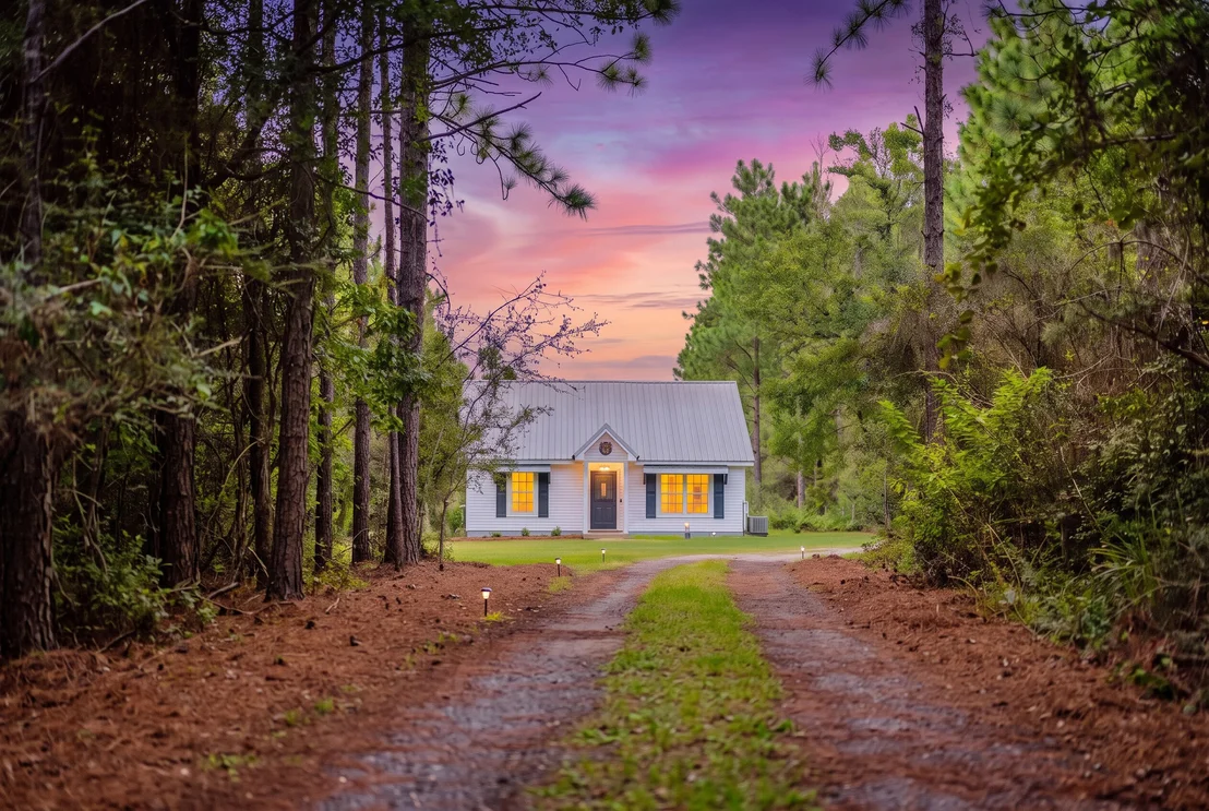 Photo of 635 Southside Drive