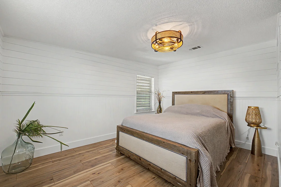 Photo of 1089 Pearson Road