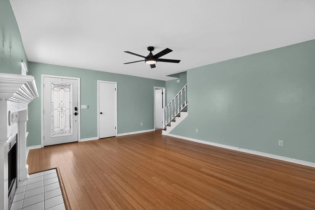 Photo of 402 Sandy Ridge Circle