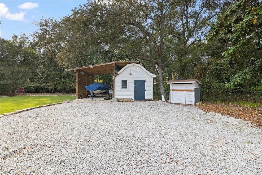 Photo of 809 Jupiter Street