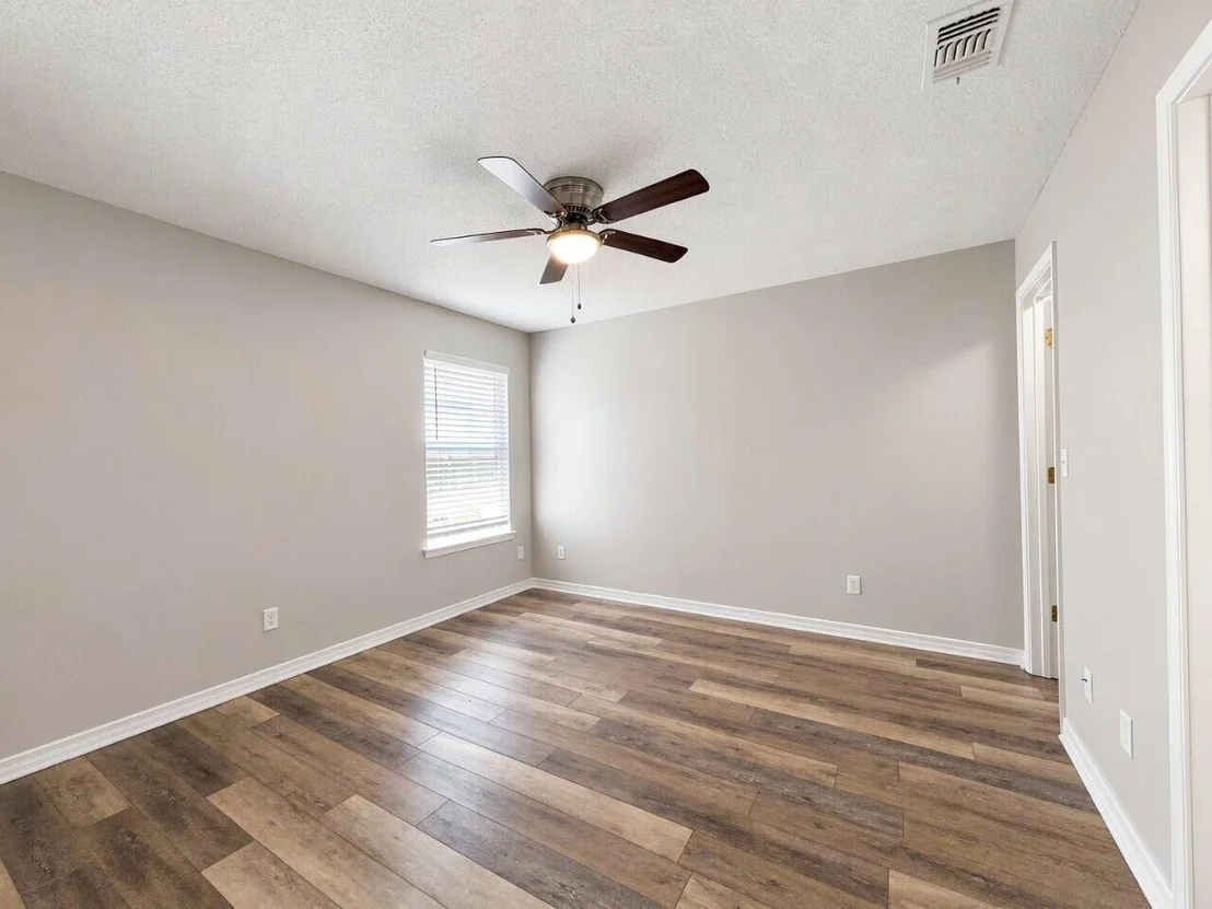 Photo of 697 Ferguson Drive