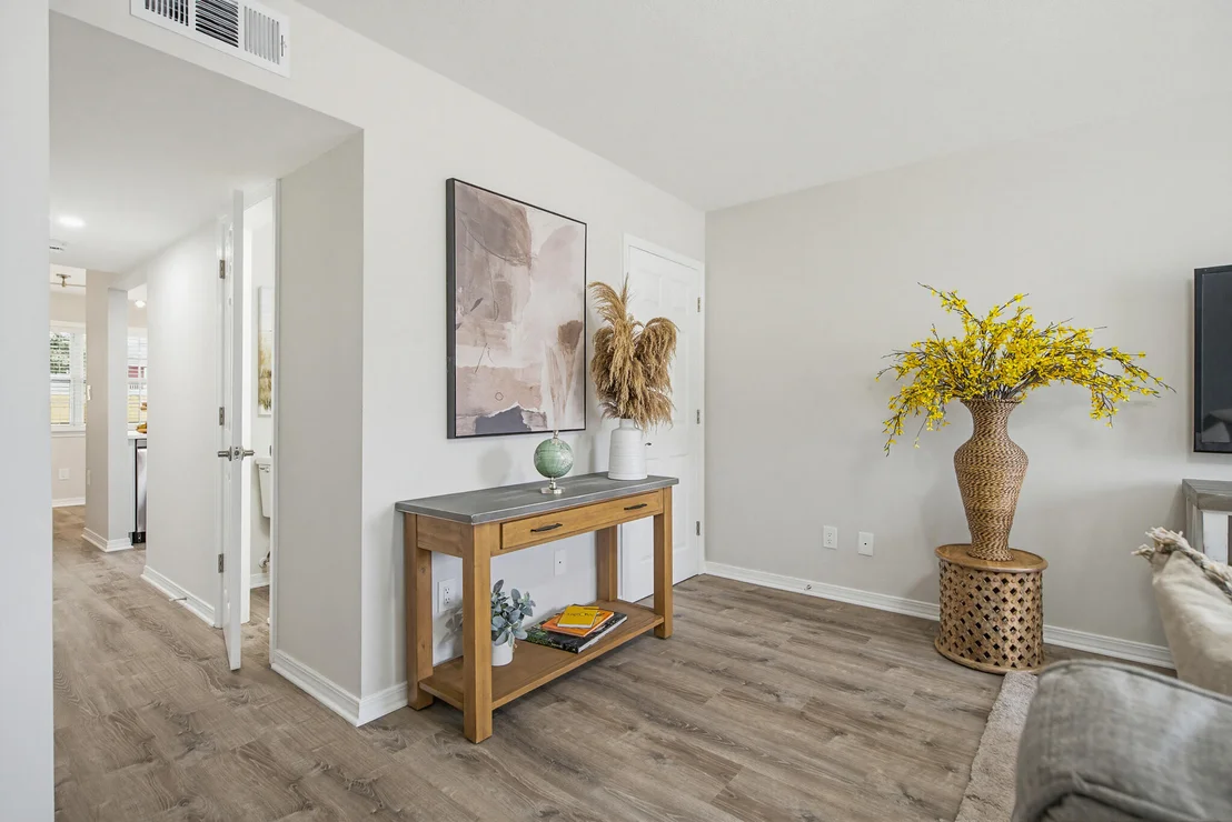 Photo of 170 5th Avenue