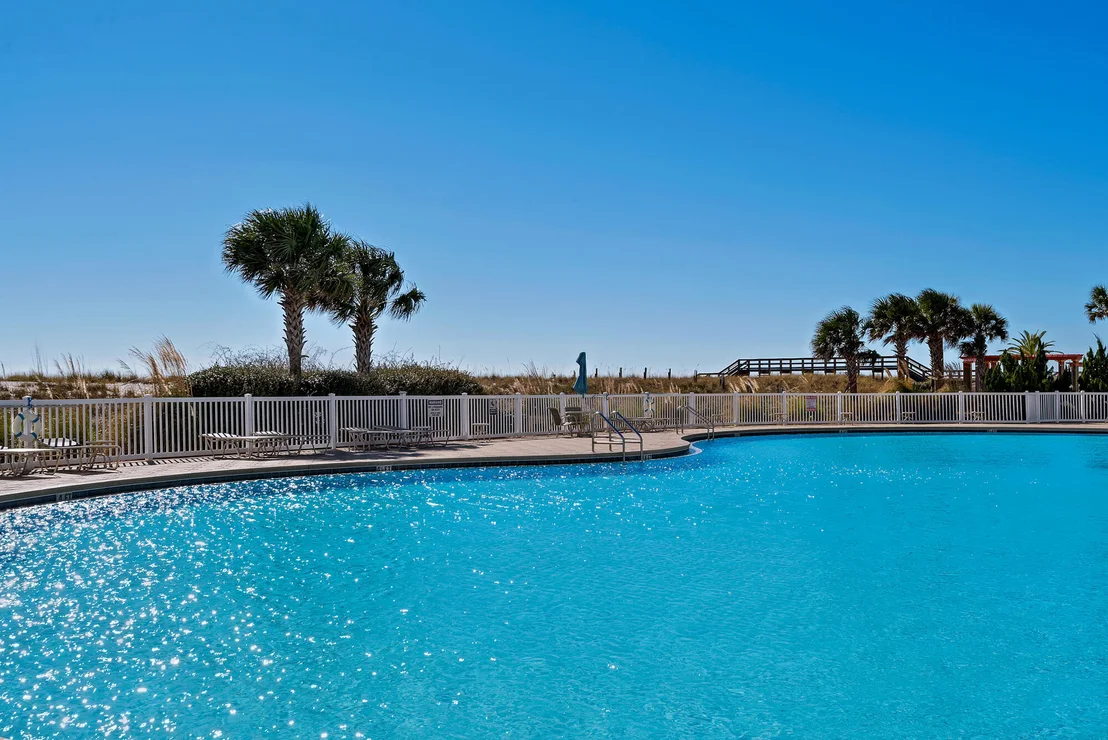 Photo of Unit W15E at 8501 Gulf Boulevard