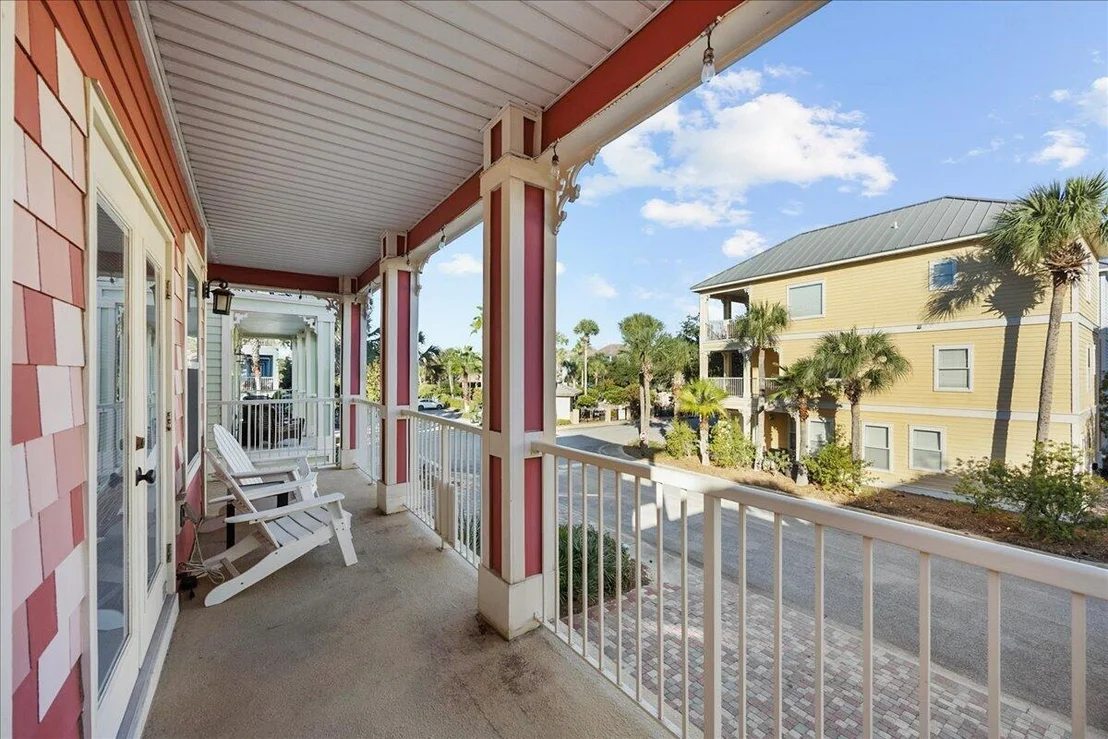 Photo of 210 W. Grand Key
