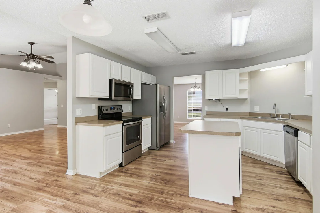 Photo of 330 Egan Drive