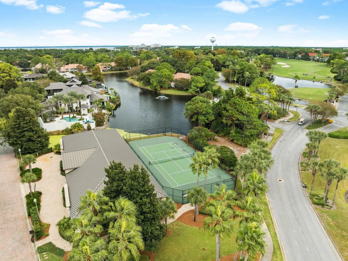 Photo of 1853 Boardwalk Drive