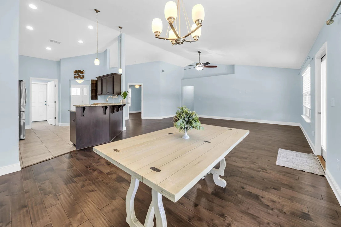 Photo of 805 Symphony Way