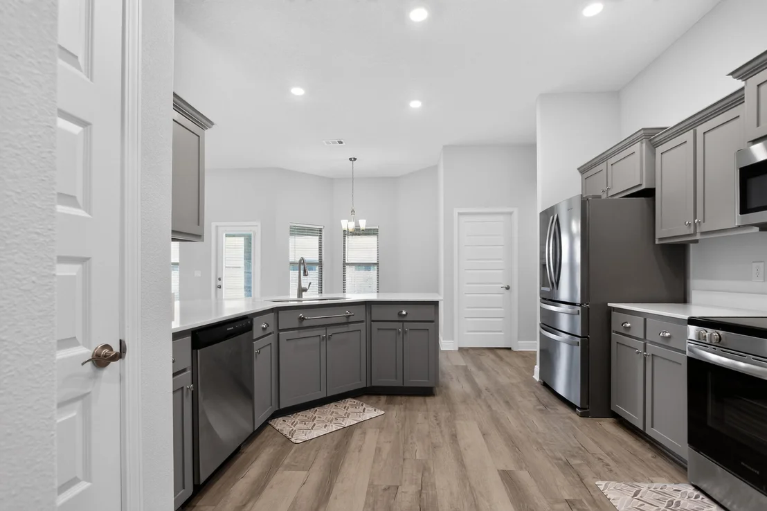 Photo of 5823 Crestlake Drive