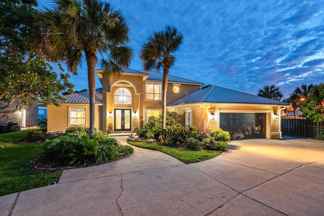 Photo of 1901 Catamaran Drive