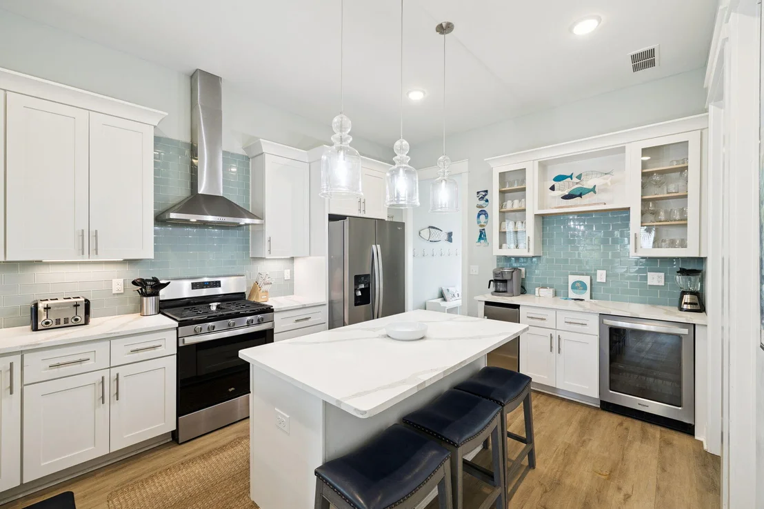 Photo of 345 Dolphin Drive