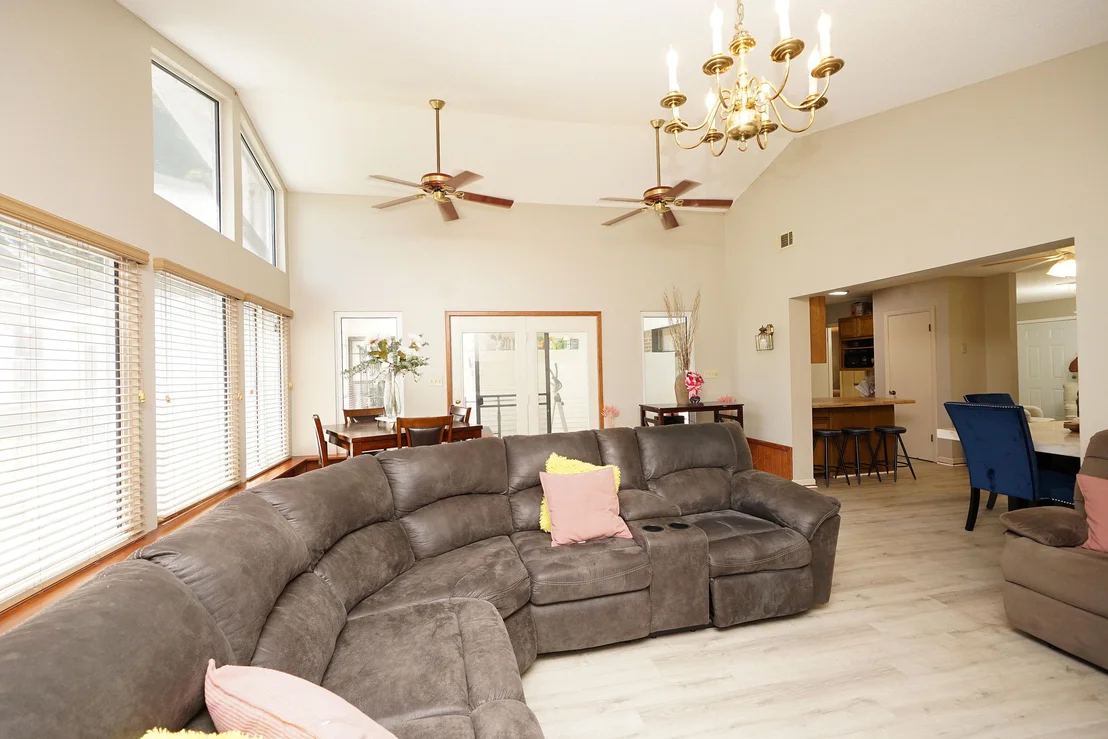 Photo of 127 Pryor Drive