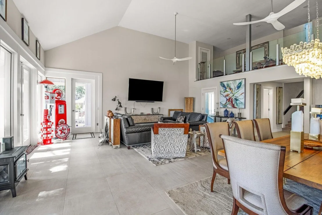 Photo of 708 Harbor Boulevard