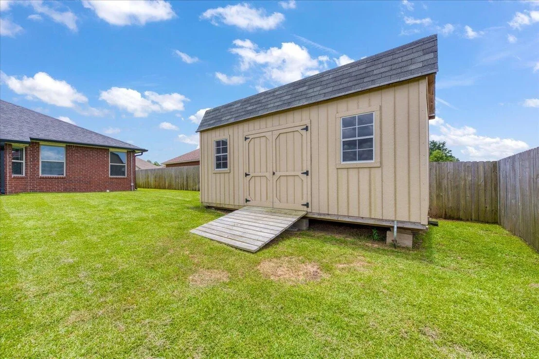Photo of 6072 Winchester Circle