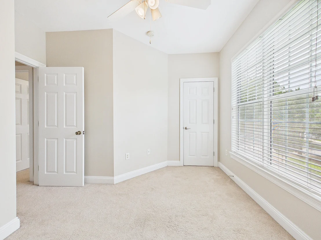 Photo of 321 Nathey Avenue