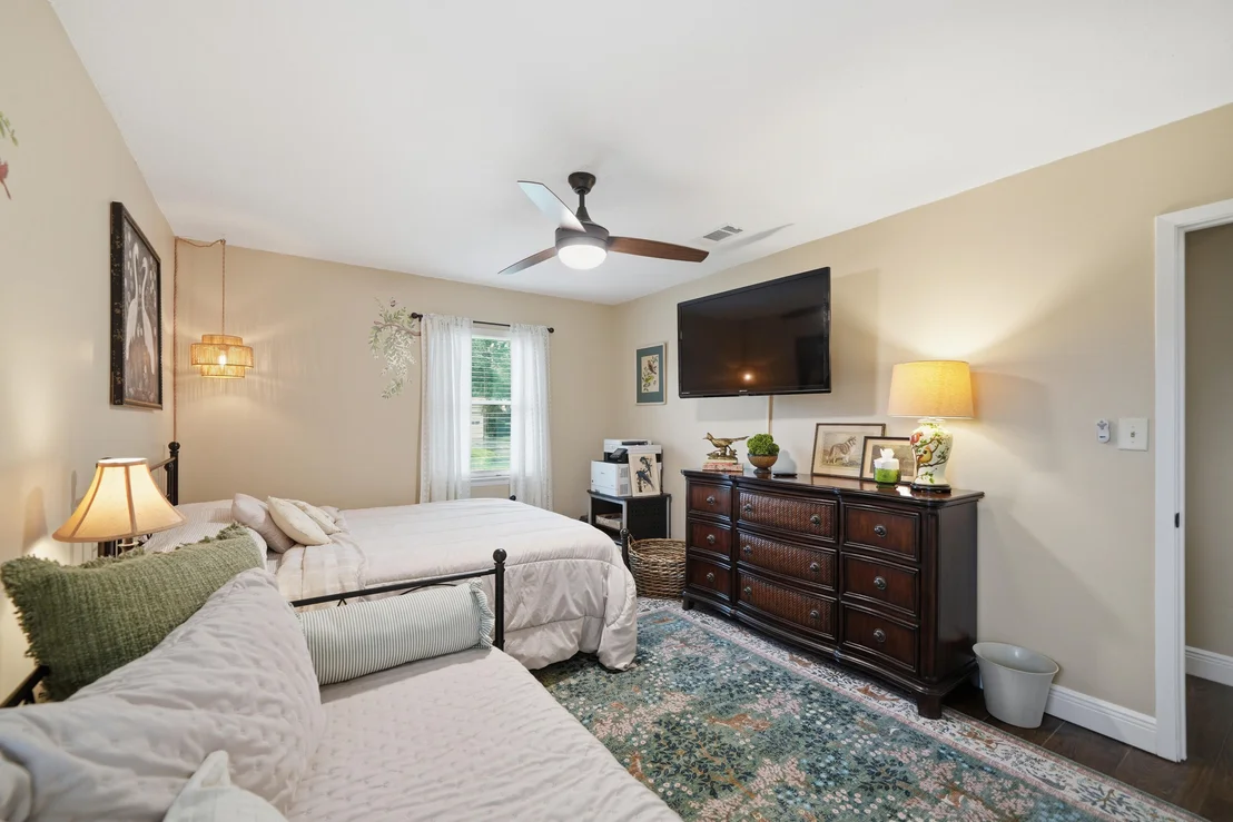 Photo of 18 Pebble Beach Drive