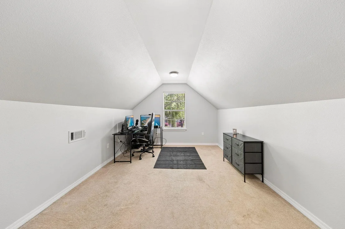 Photo of 471 Symphony Way