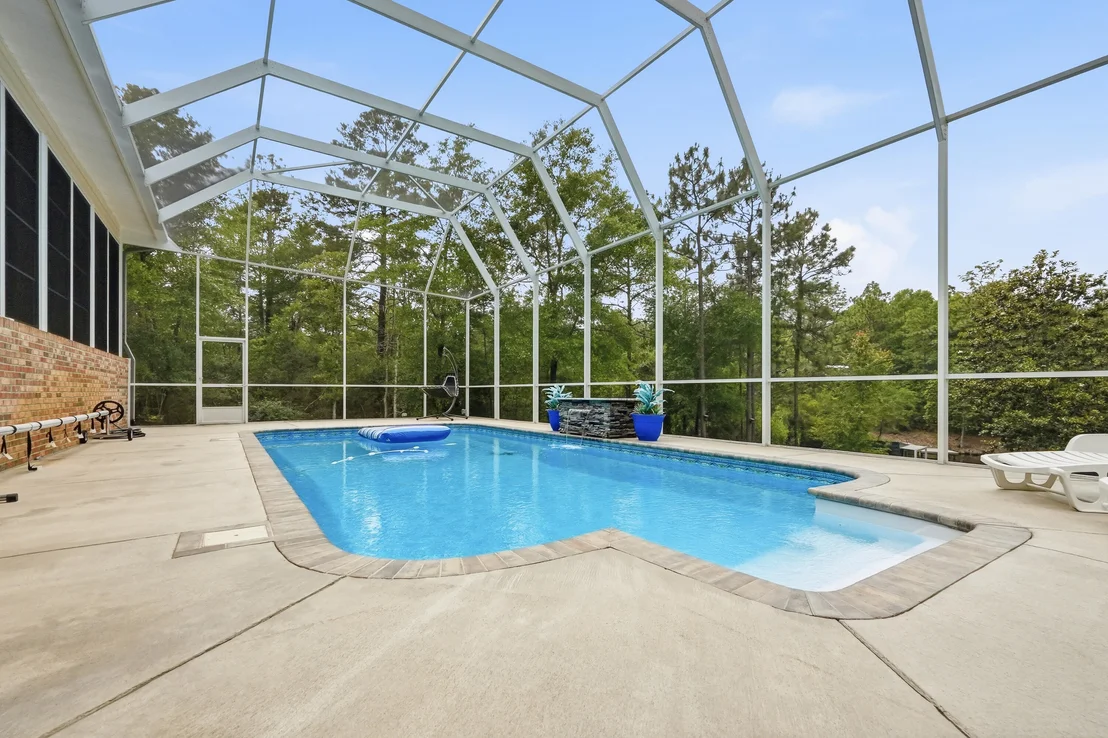 Photo of 4063 Lakeview Drive