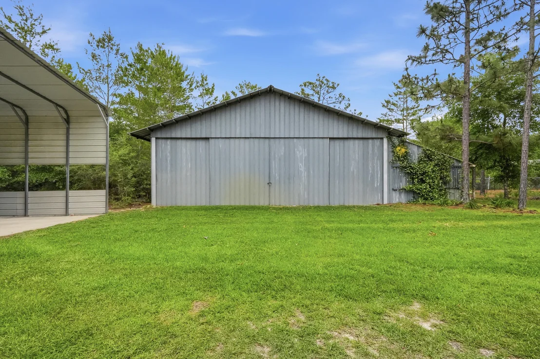 Photo of 4063 Lakeview Drive