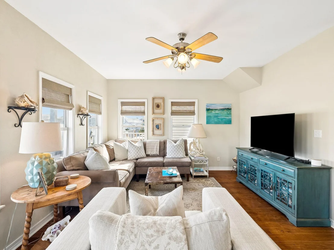 Photo of 162 Emerald Dune Circle