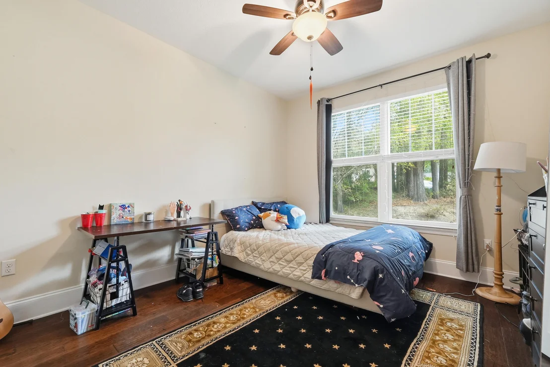 Photo of 4078 Bond Circle