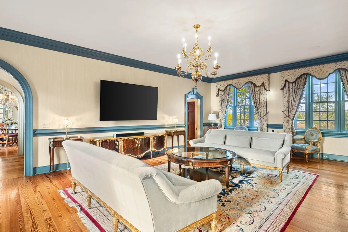 Photo of 2677 Ferol Lane