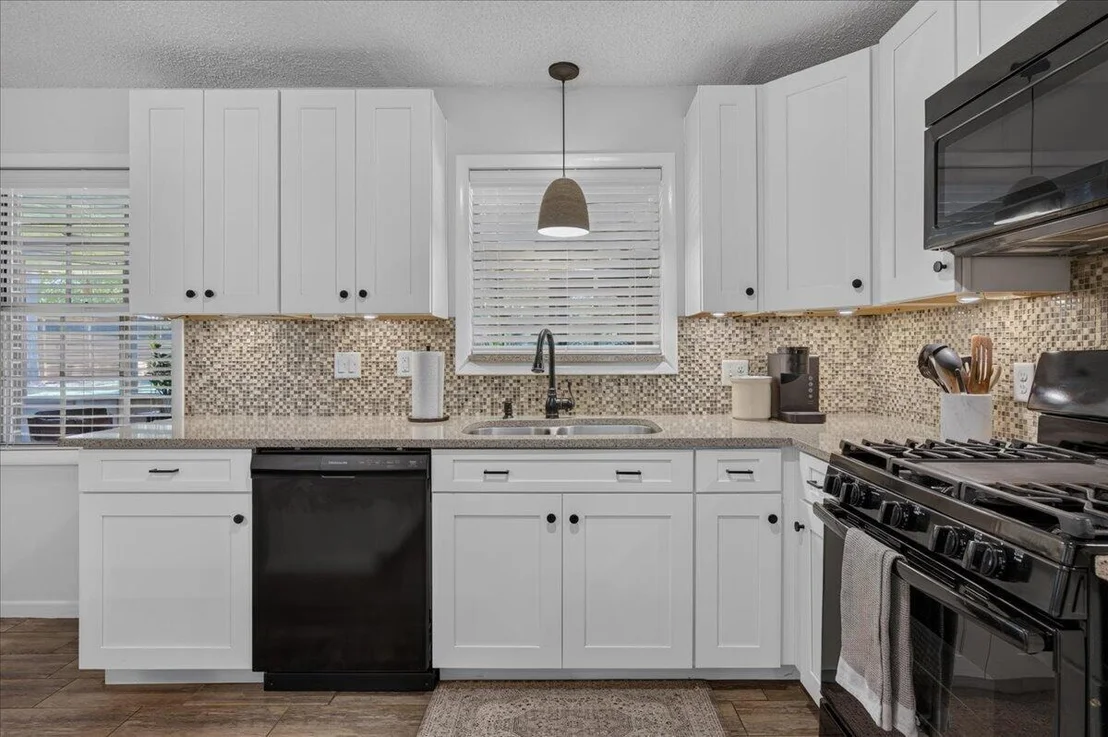 Photo of 8 Longwood Drive