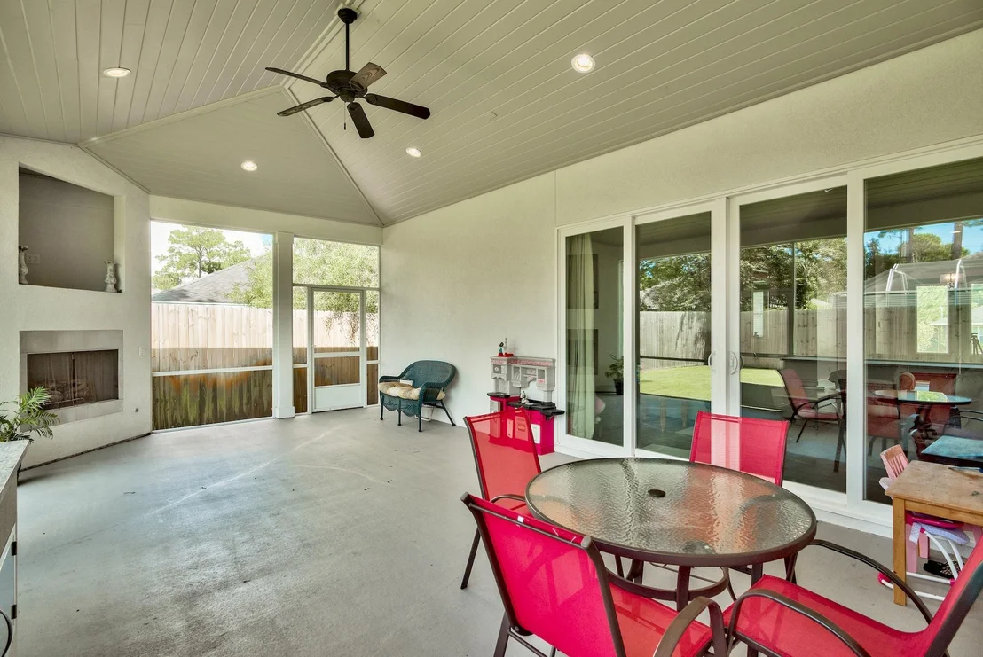 Photo of 989 Forest Shore Drive