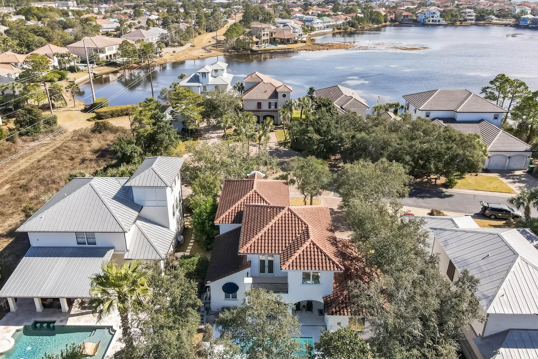 Photo of 100 Vista Bluffs