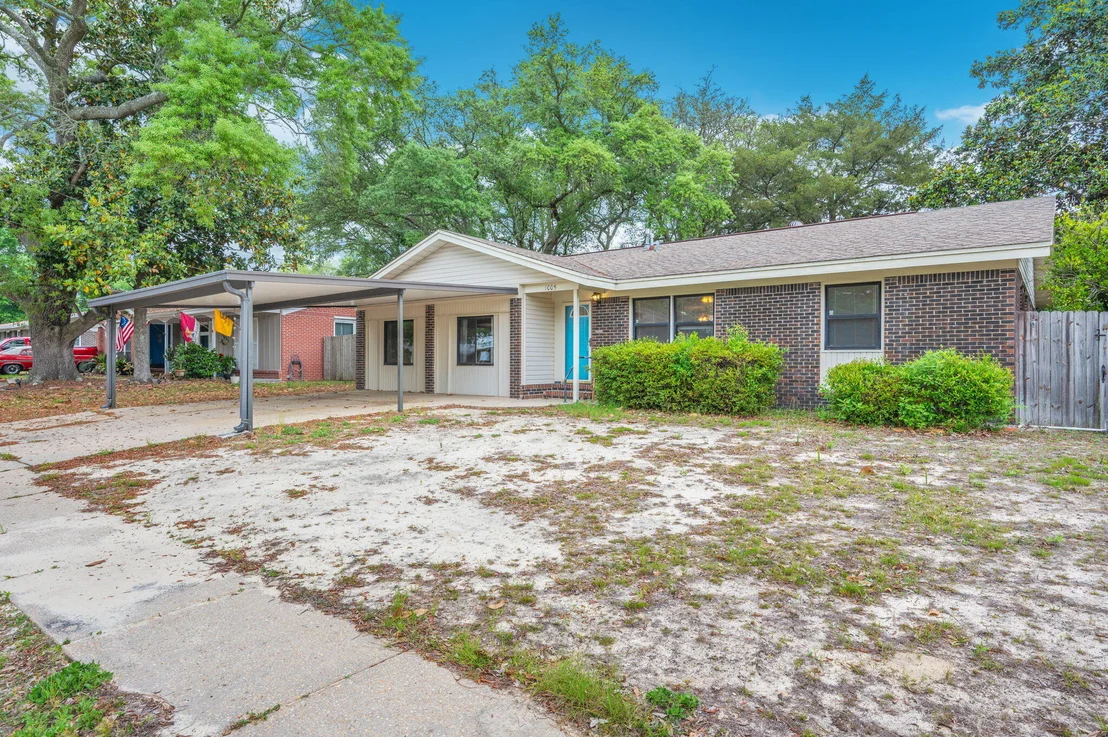 Photo of 1005 Julia Avenue