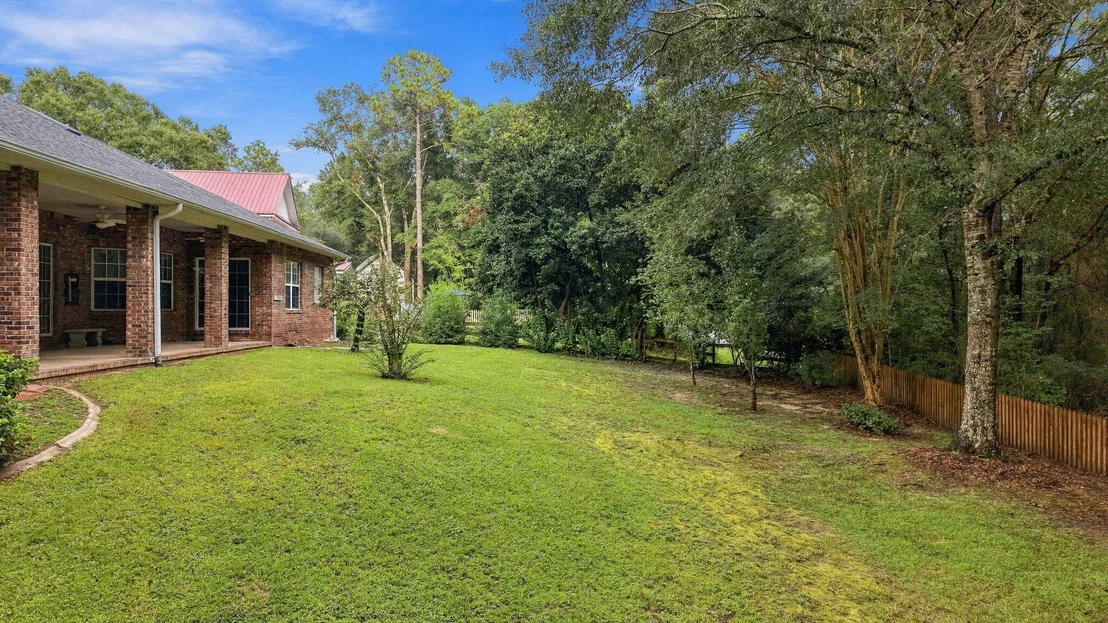 Photo of 521 Shoal River Drive