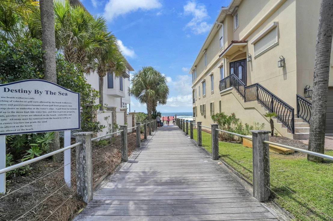 Photo of 28 Varazze Cay