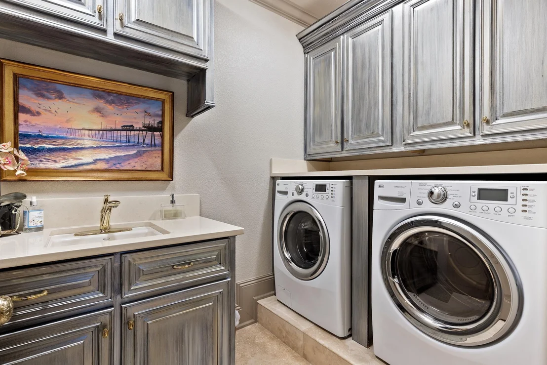 Photo of 4772 Ocean Boulevard